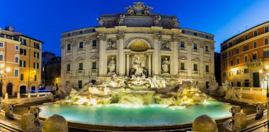 Trevi Çeşmesi, gündoğumu, Roma, İtalya. Roma Barok architectur