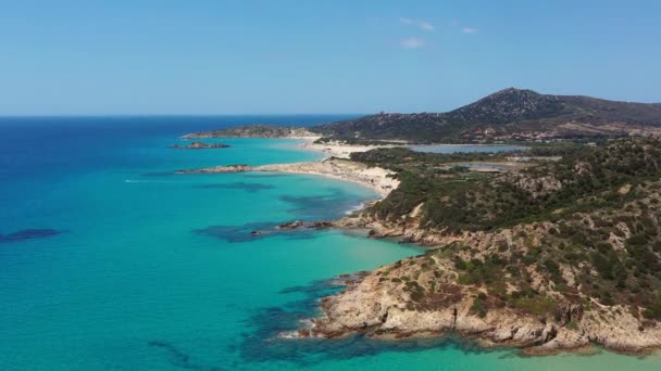 Κηφήνας Άποψη Της Giudeu Παραλία Σαρδηνία Ιταλία Παραλία Τσία Πανόραμα — Αρχείο Βίντεο