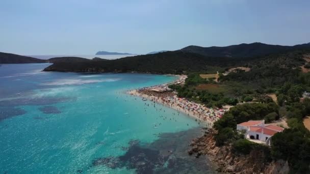 Flygfoto Tuerredda Stranden Vacker Dag Sardinien Italien Flygdrönare Över Tuerredda — Stockvideo