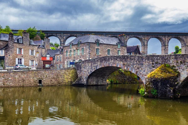 Pitoresco Porto Medieval Dinan Rance Estuary Brittany Bretagne França — Fotografia de Stock