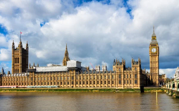 Parlamentsgebäude Und Big Ben London Großbritannien — Stockfoto