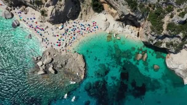 Cala Mariolu Ovanifrån Cala Mariolu Berömda Strand Italien Sardinien Nuoro — Stockvideo