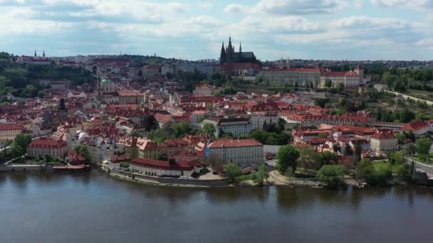 Castillo Praga Vista Aérea Panorámica Primavera Arquitectura Del Muelle Ciudad — Vídeos de Stock
