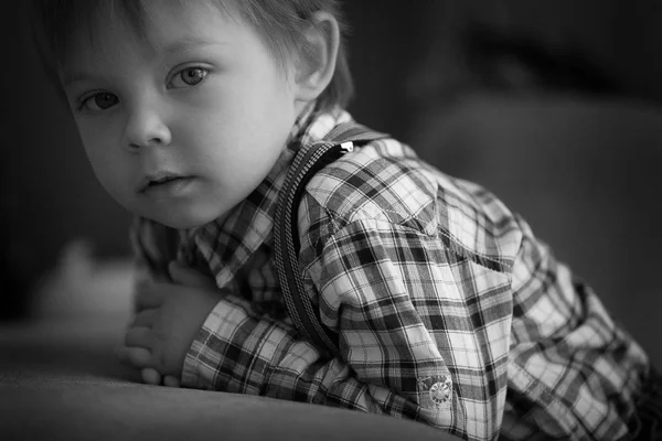 Portrait Beau Garçon Enfant Chemise — Photo