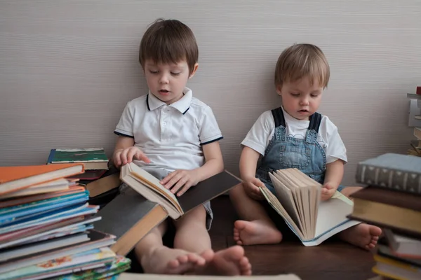 Two Brothers Sit Floor Read Books — Stock Photo, Image