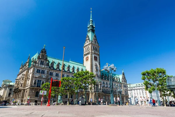 Hamburg, Almanya'nın Belediye Binası dış görünümü — Stok fotoğraf
