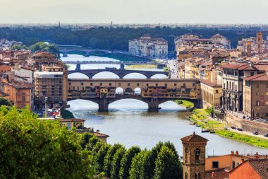 Floransa 'daki Ponte vecchio manzarası, İtalya