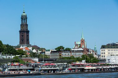 St. Pauli Piers bir Hamburgs büyük turistik görünümünü 