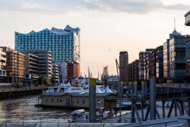 Hamburg liman bina Elbphilharmonie