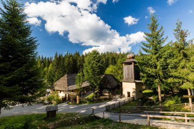 Orava köy Müzesi Zuberec - Brestova görünümünü