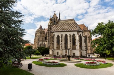 Kosice, Slovakya eski şehir kısmında tarihi binaların görünümü
