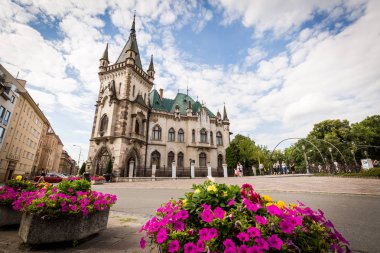 Kosice, Slovakya eski şehir kısmında tarihi binaların görünümü