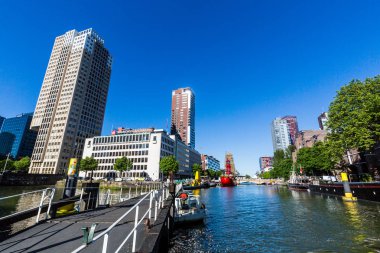 Leuvehaven dış görünümünü gemi limanda Şehir Merkezi Rotterdam, Hollanda
