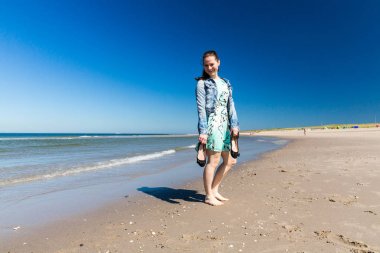 Yapay Maasvlaktestrand beach Europoort Rotterdam için inşa