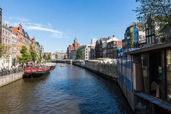 Herengracht kanalı, Amsterdam, Hollanda, tipik Hollanda binaların görünümü