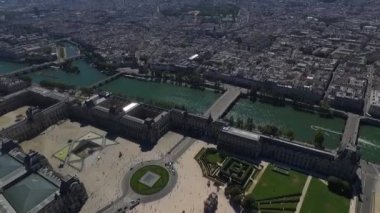 Paris havadan görünümü