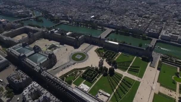 Vista aérea del parque y el río en París — Vídeos de Stock