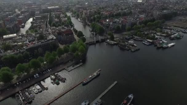 Vista aérea de una litera de yates en Amsterdam — Vídeos de Stock