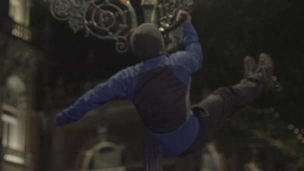 Freestyle original avec une balle — Video