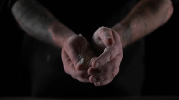 Splash hands with flour closeup — Stock Video