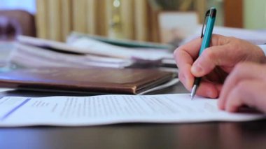sözleşme yakın işadamı işaretleri