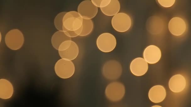 les lumières floues se ferment 