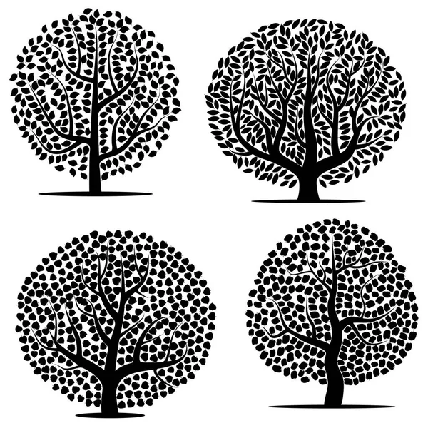 Ensemble de quatre arbres noirs avec des feuilles sur fond blanc — Image vectorielle