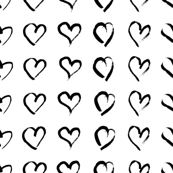 Patrón sin costuras con corazones dibujados a mano — Archivo Imágenes Vectoriales