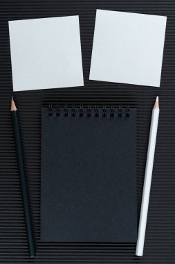 Doğal deseni olan yüksek çözünürlüklü duvar kiremitleri ürünlerinizi görüntülemek veya montajlamak için arkaplan olarak kullanılabilir