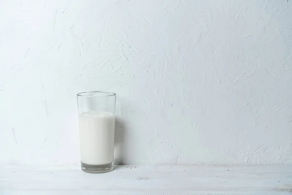 Glass Milk White Wooden Table Copy Space Recipe Product Composition — Stock Photo, Image