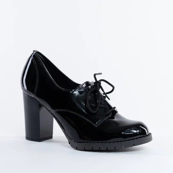 Zapato Tacón Alto Mujer Cuero Negro Patente Hermosa —  Fotos de Stock