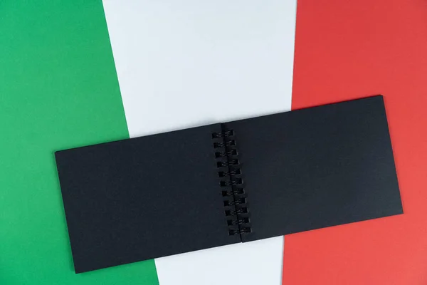Lista Negra Itália Luto Proibição Sanções Política Open Black Notebook — Fotografia de Stock