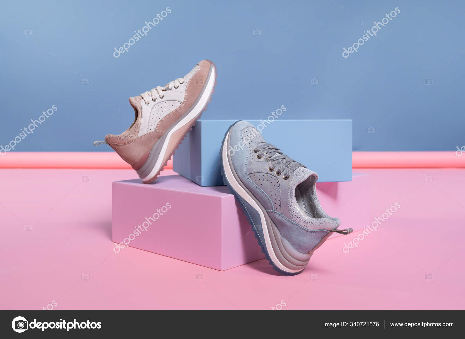 Sapatilhas Femininas Cores Diferentes Mas Mesmo Modelo Ficar Rosa