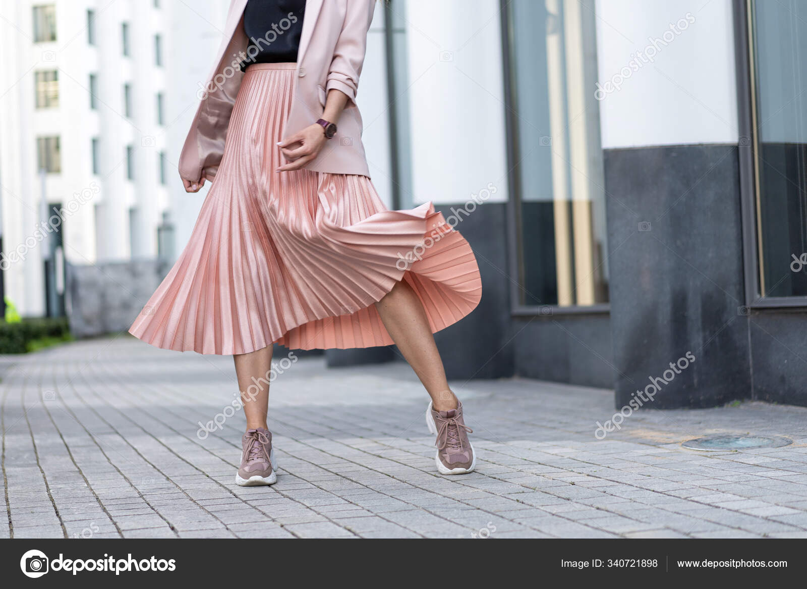 Faldas Largas Falda Vestido Y Zapatillas Deportivas Pleated Skirt