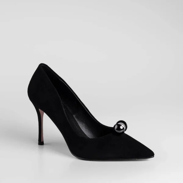 Women Black Suede Heeled Shoe Pearl Toe Decorative Element Close — 图库照片