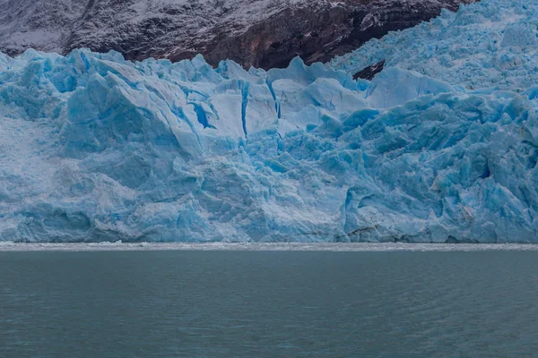 Παγετώνες στη λίμνη Argentino, εθνικό πάρκο Los Glaciares — Φωτογραφία Αρχείου