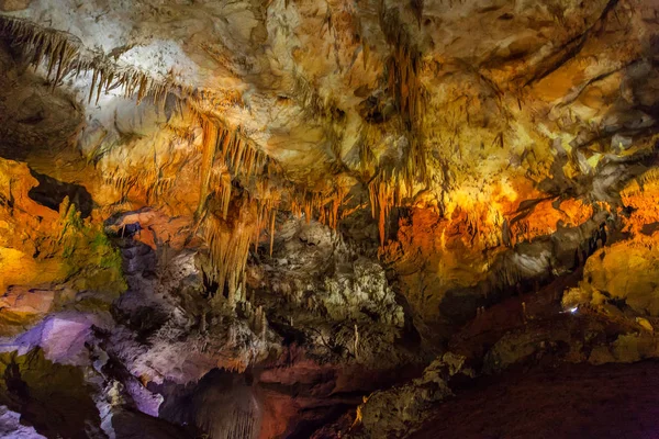 Caverna de Estalactite Prometheus perto de Kutaisi, Geórgia — Fotografia de Stock