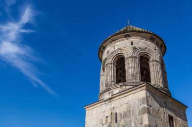 Eski manastır ve manzara Tbilisi ve Kutaisi Gürcistan yakınındaki