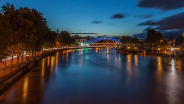 Georgia Tbilisi gezi ve eski manastır