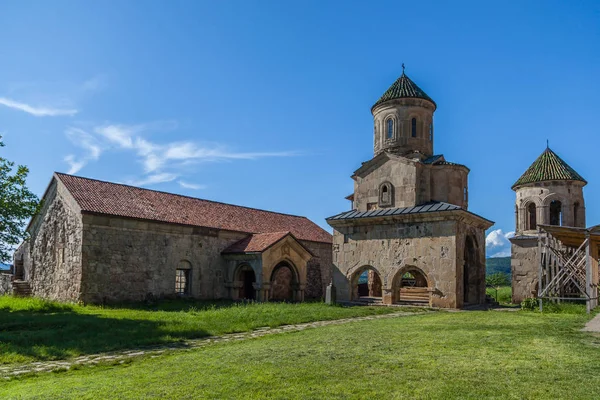 Gamla kloster och landskap nära Tbilisi och Kutaisi Georgien — Stockfoto