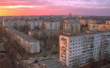 Çatıda geçirdim akşam