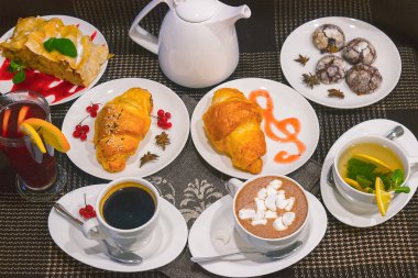 Kruvasan ile çikolata yayıldı Kupası