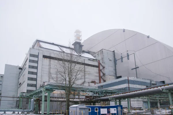 Nuevo refugio de reactor grande — Foto de Stock