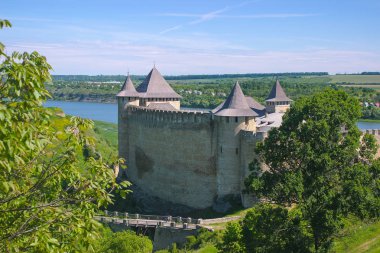 Hotyn kale Dniester nehrinde