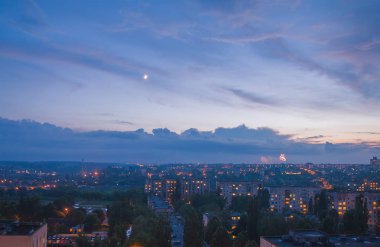 Çatıda geçirdim akşam