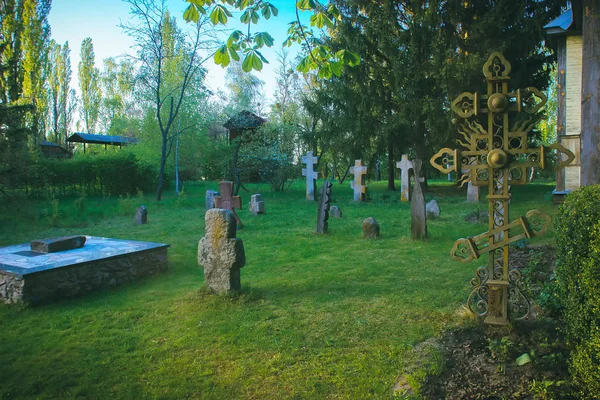 Pietre tombali nel Vecchio Cimitero — Foto Stock