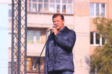 Zhytomyr, Ukrayna-20 Mayıs 2015: Radikal Parti Oleg Lyashko lideri tarafından desteklenen girişimcilerin gereksinimleri