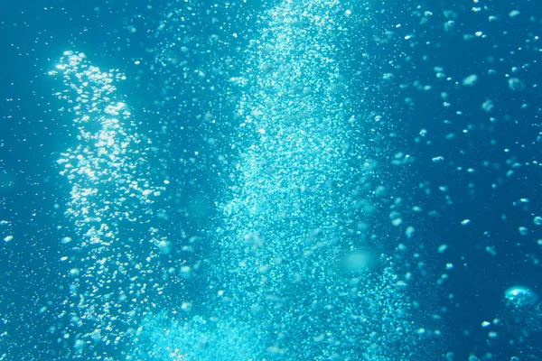 Blue Ocean Waves Underwater Bubbles Light Rays Shining Great Blue — Stock Photo, Image