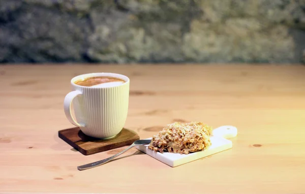 Caffe Latte Taza Café Con Una Galleta Dulce — Foto de Stock