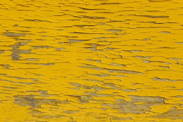 Texture en bois cassé peint en jaune. Ferme là. Espace de copie — Photo